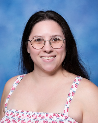 Molly English headshot